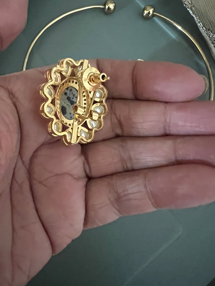 Elegant Hasli Necklace Set - Unmatched Quality and Style