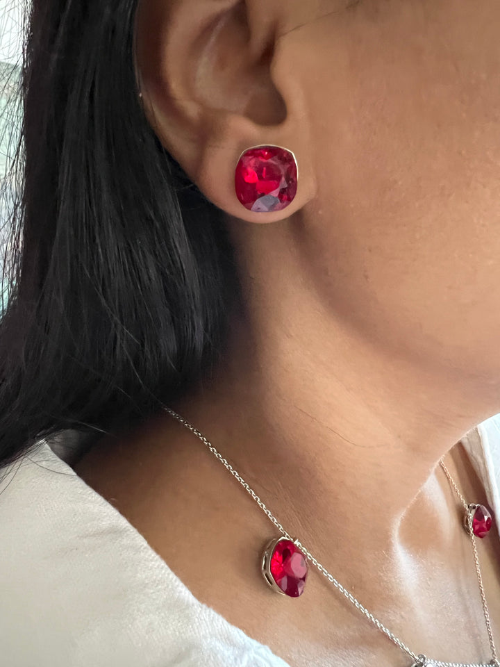 Elegant Ruby Necklace Set - Unmatched Quality and Style