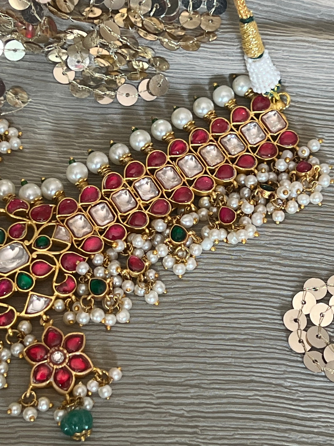 SHIVKA Beautiful Flora Kundan Choker with Pretty Earrings/ Wedding Choker Set/ Bridal Choker Set/ Wedding Jewellery/ Kundan Jewellery