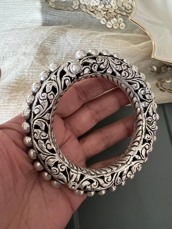 Exquisite Antique Kada with Chitai Work in Pure 925 Silver