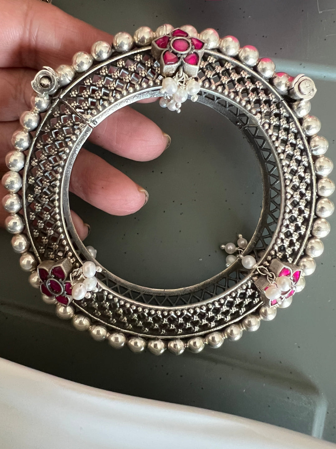 Exquisite Kundan Kada in Pure 925 Silver