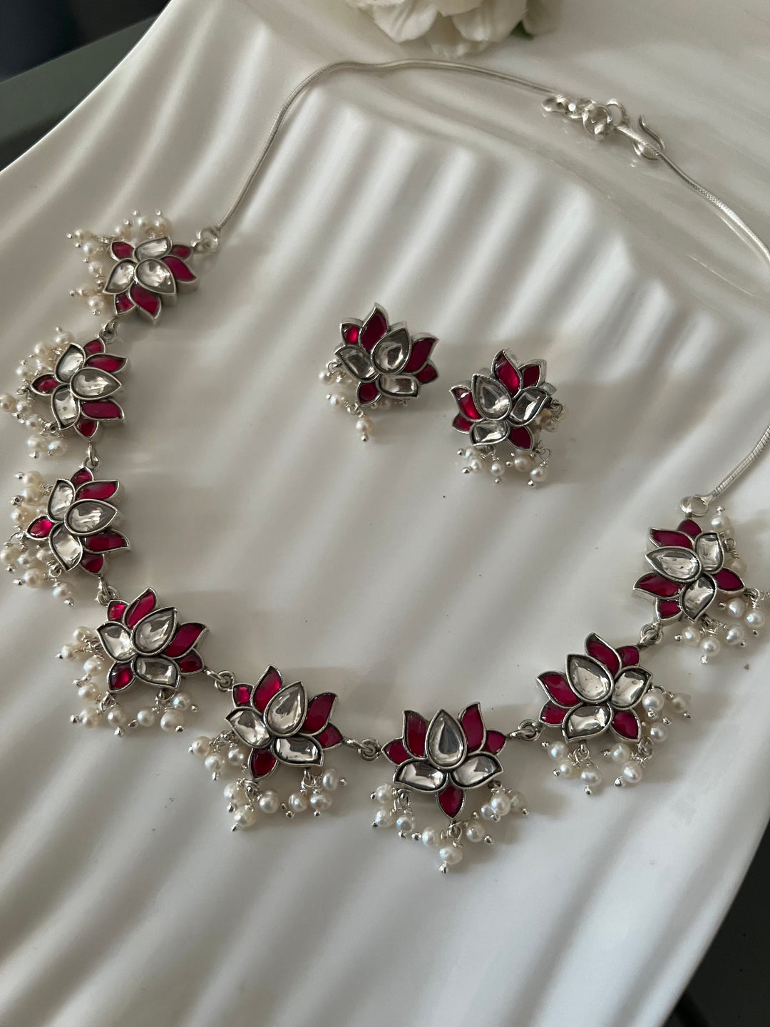 Lotus 925 Silver Necklace Set - Unmatched Quality and Style