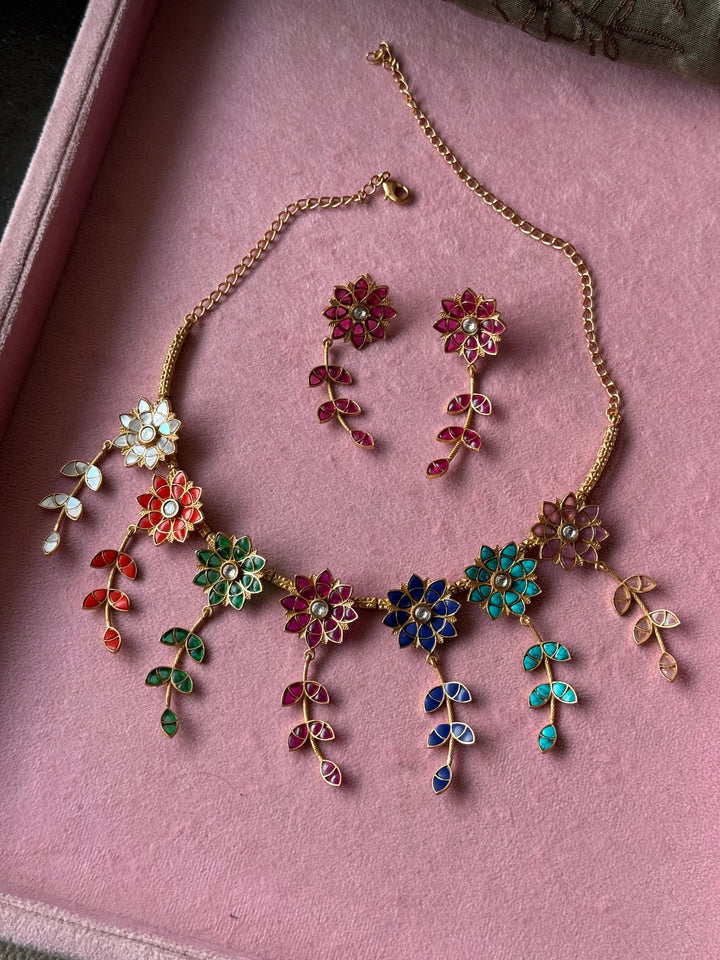 Multicolour Jadau Flower and Leaf Necklace Set