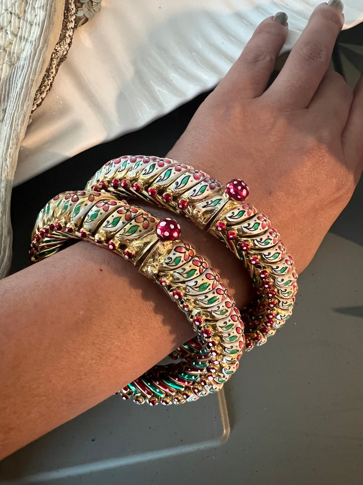 Exquisite Pair of Pure 925 Silver Enamelled Gold Polish Sutlodes - Wedding & Festive Delight