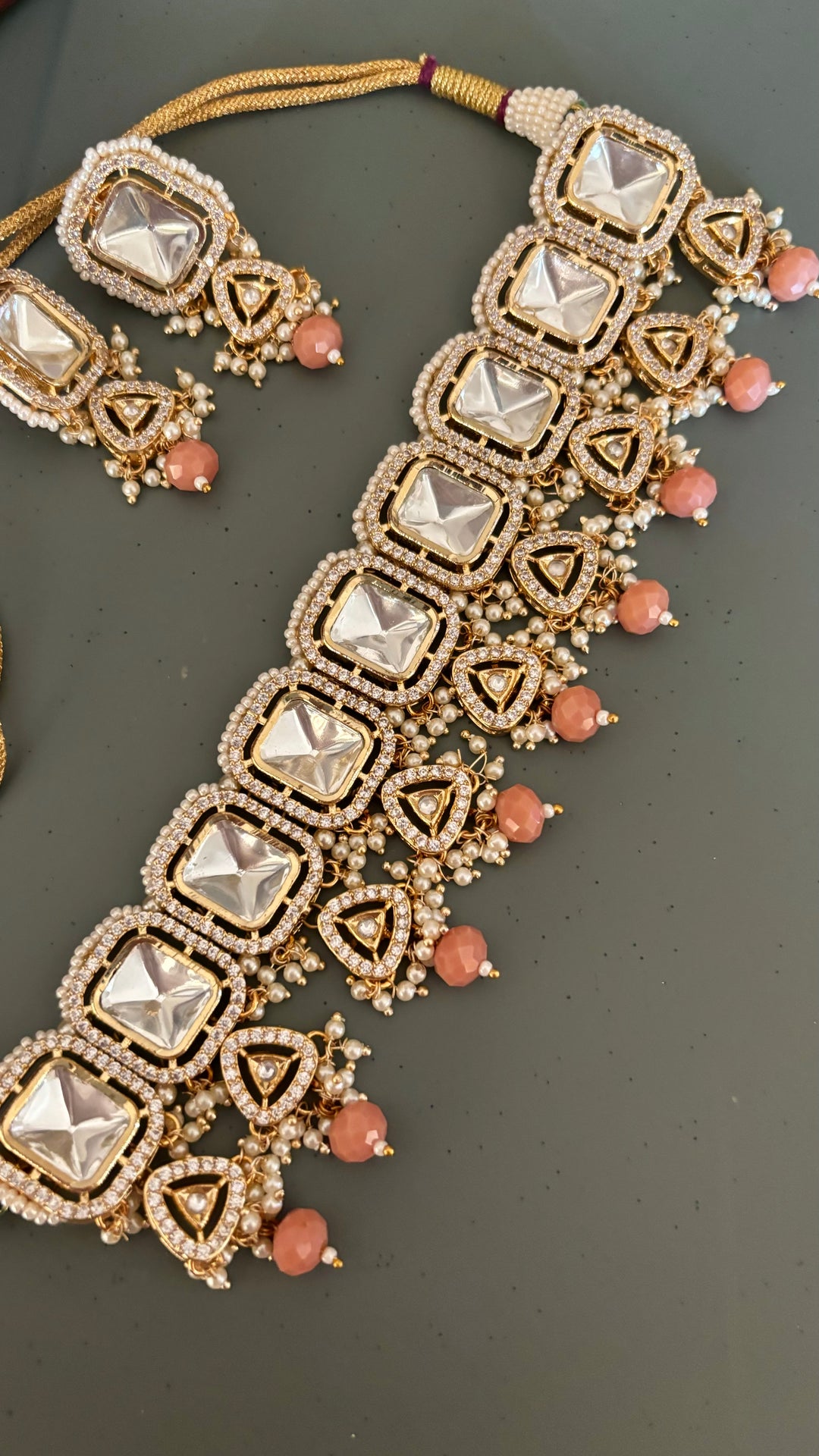 Elegant Choker Set - Unmatched Quality and Style