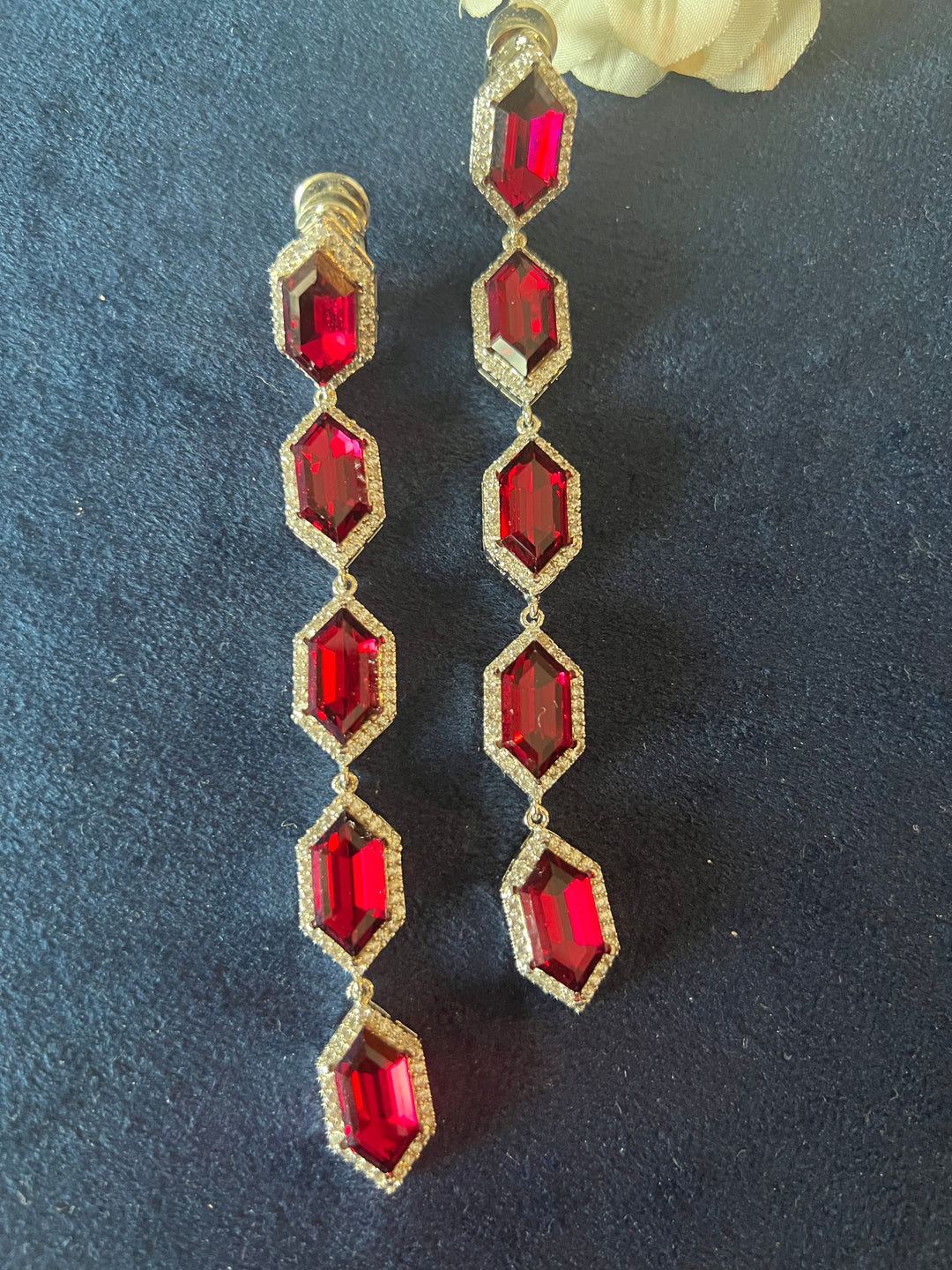 Elegant Crystal Stone Earrings for Showstopping Events