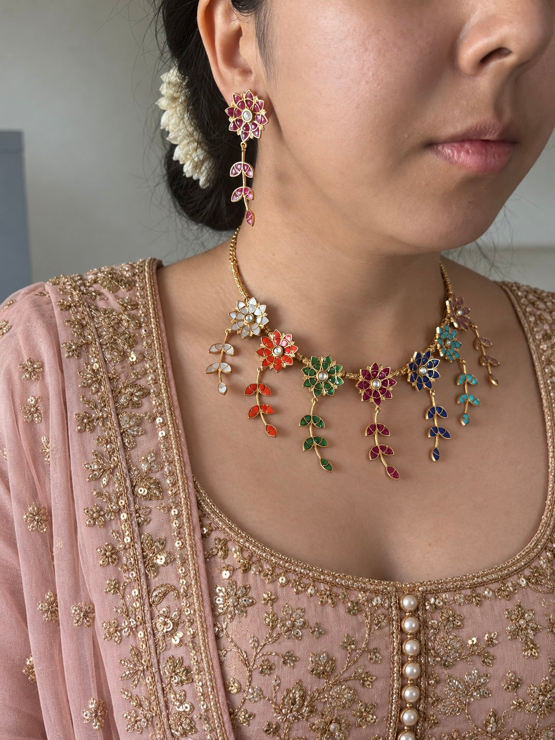 Multicolour Jadau Flower and Leaf Necklace Set