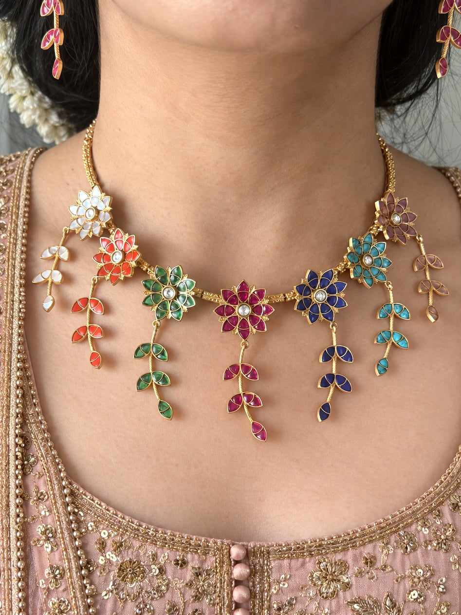 Multicolour Jadau Flower and Leaf Necklace Set