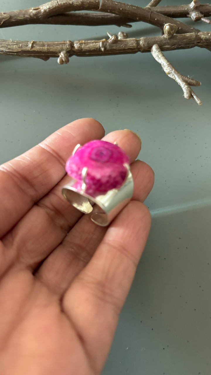 Pink Solar Quartz Ring - A Touch of Timeless Beauty