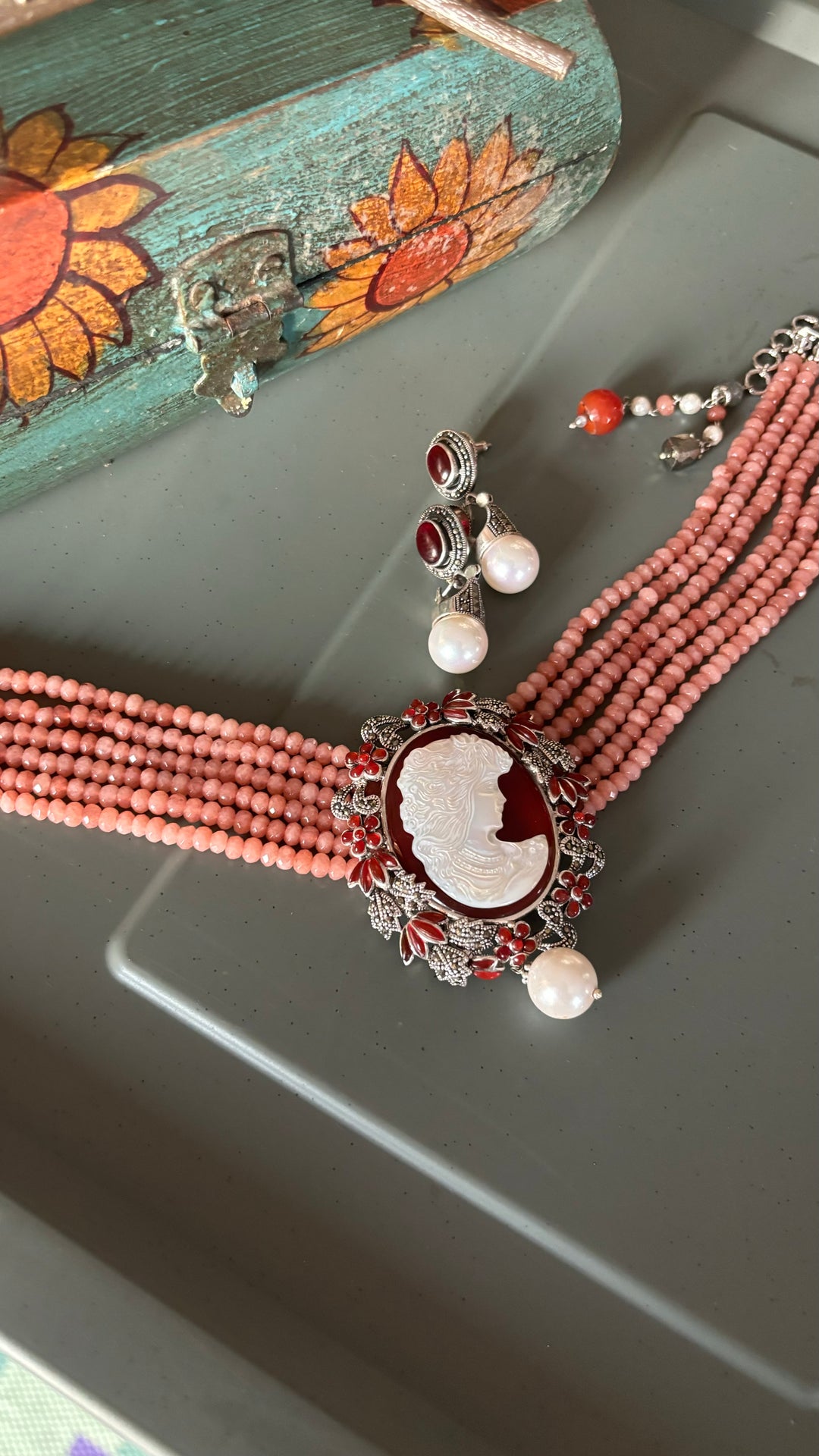 MOP Silver Jade Choker Necklace set with Cameo work - Unmatched Quality and Style