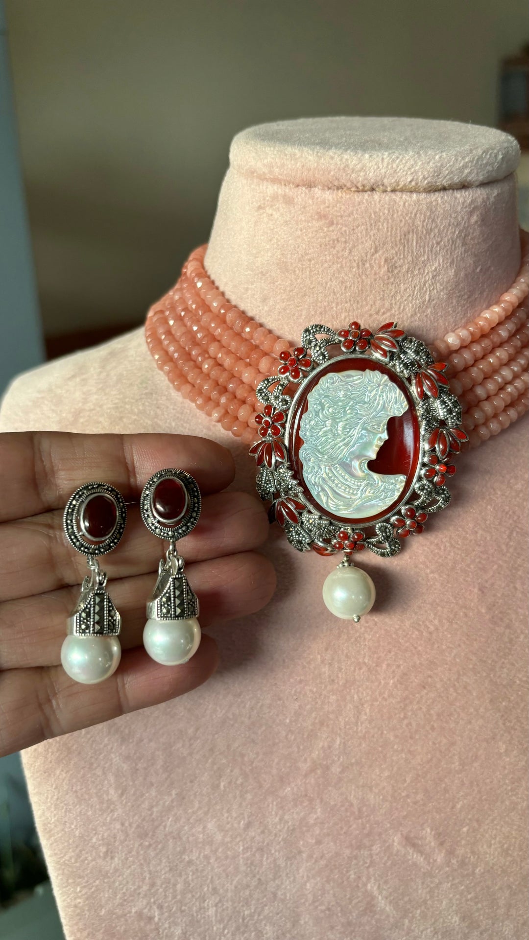 MOP Silver Jade Choker Necklace set with Cameo work - Unmatched Quality and Style