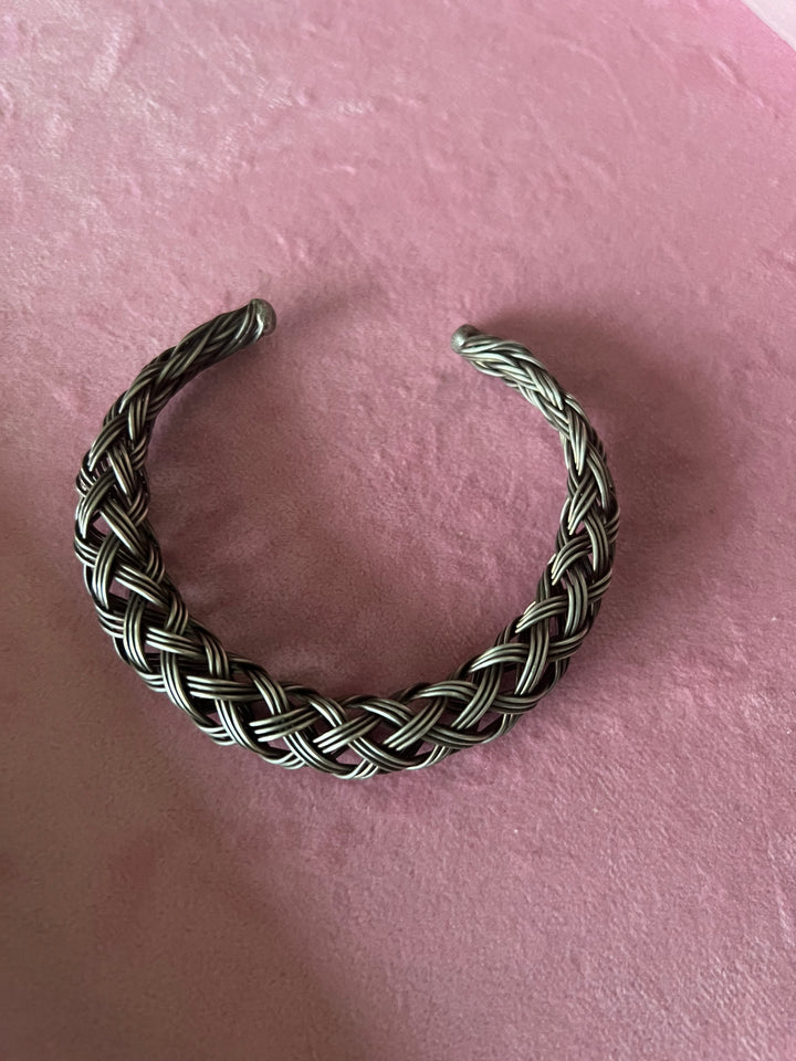 Artisanal Tribal Brass Cuff - A Masterpiece of Elegance