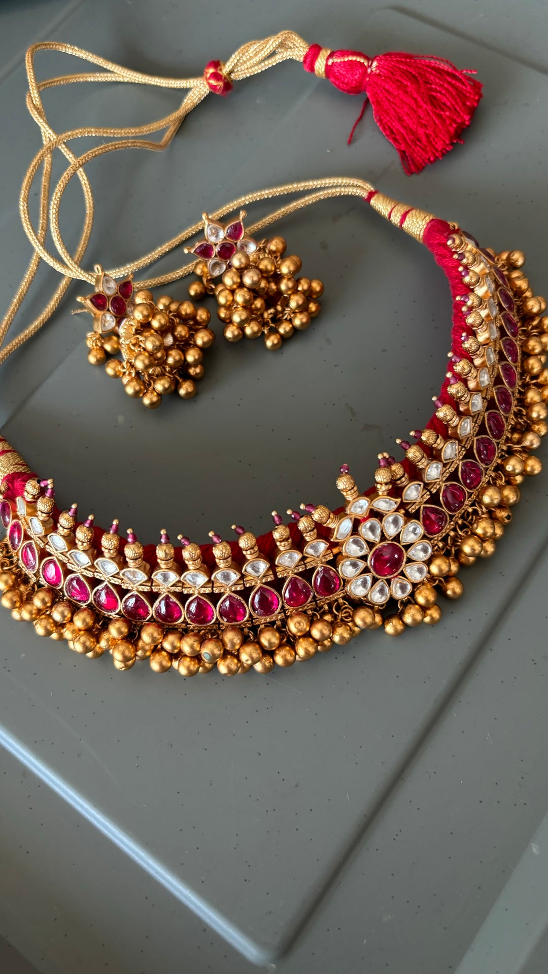 Elegant Wedding Choker Necklace Set - Unmatched Quality and Style