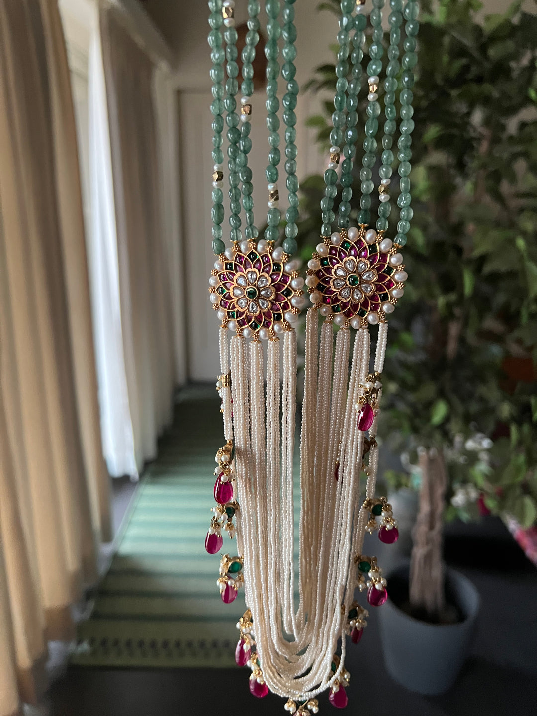 Green Aventurine and Pearl Kundan Necklace