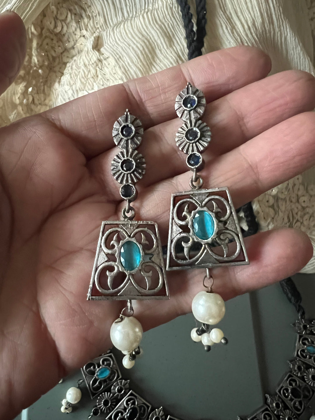 Vintage Artistic Necklace with Statement Earrings