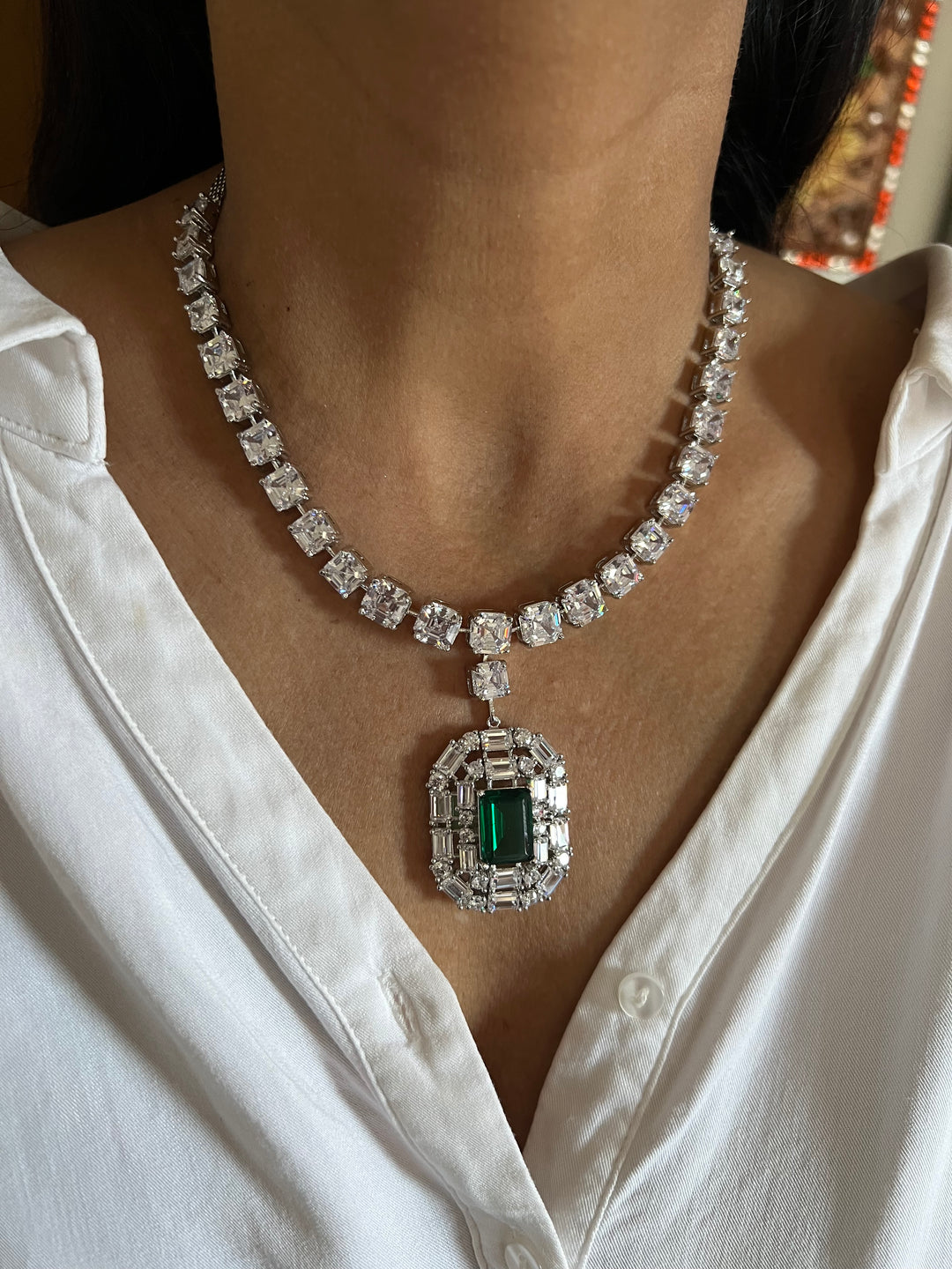 Scintillating Faux Diamond & Crystal Stone Necklace Set - Timeless Glamour