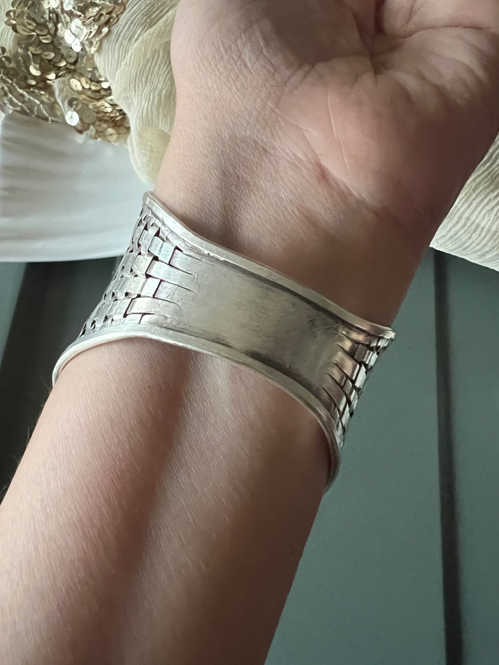 SHIVKA Pure 925 Silver Handcuff