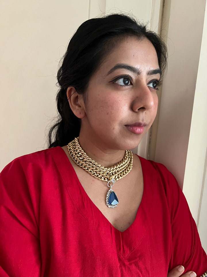 Exquisite Pendant Necklace Set - A Masterpiece of Elegance