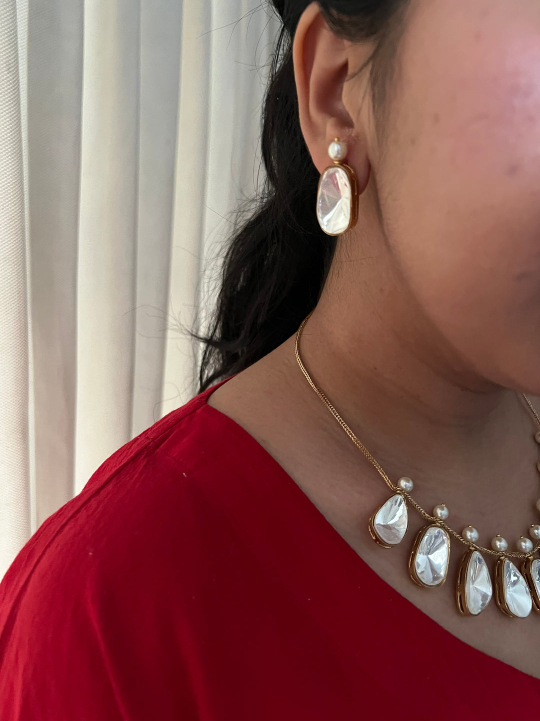 SHIVKA Kundan Pearl Necklace Set | Stud Earrings | Bridal Jewelry