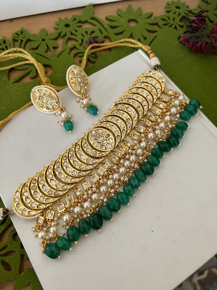 Scintillating Kundan Choker with Earrings