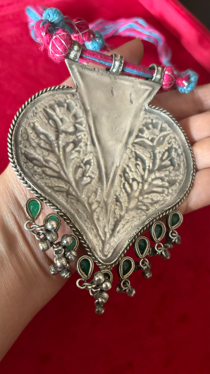 Statement Antique Pendant Necklace - A Timeless Masterpiece