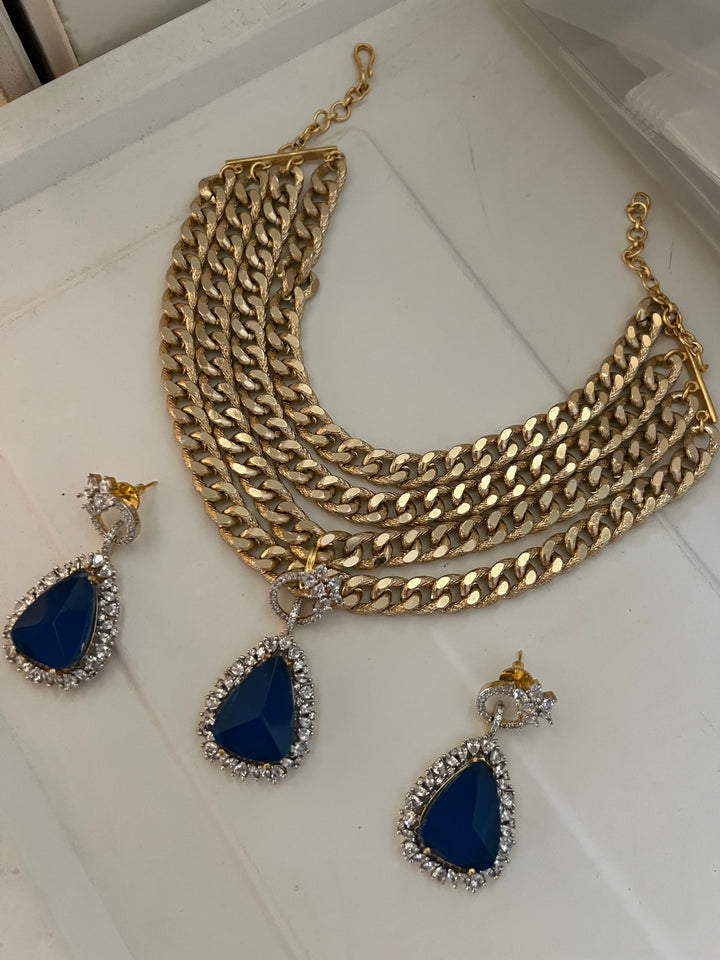 Exquisite Pendant Necklace Set - A Masterpiece of Elegance