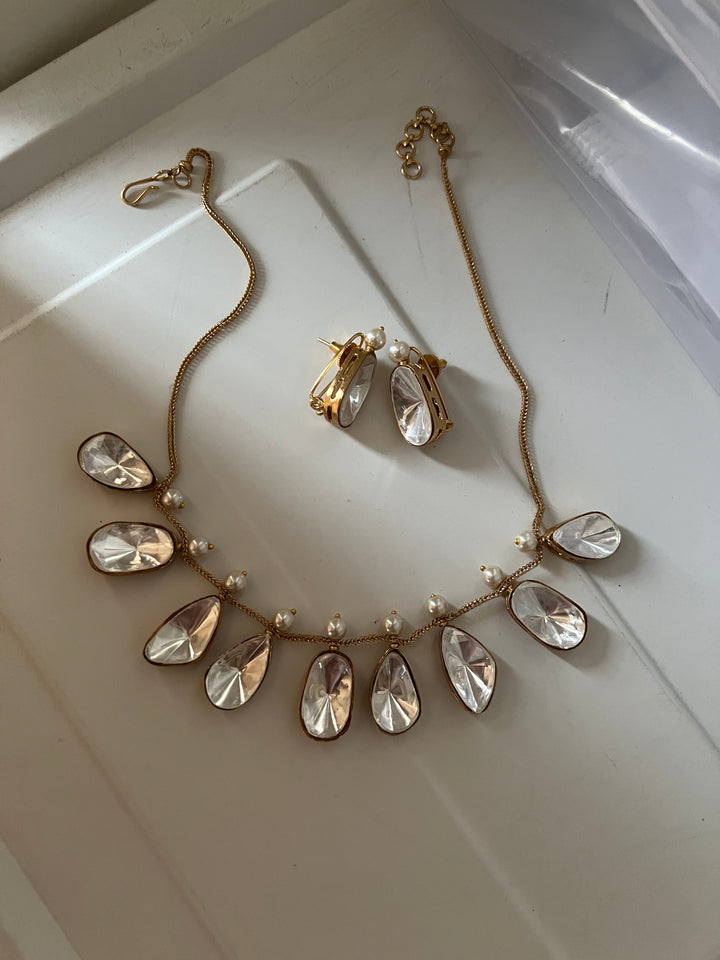 SHIVKA Kundan Pearl Necklace Set | Stud Earrings | Bridal Jewelry