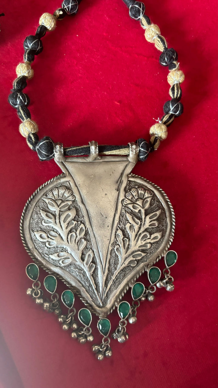 Statement Antique Pendant Necklace - A Timeless Masterpiece
