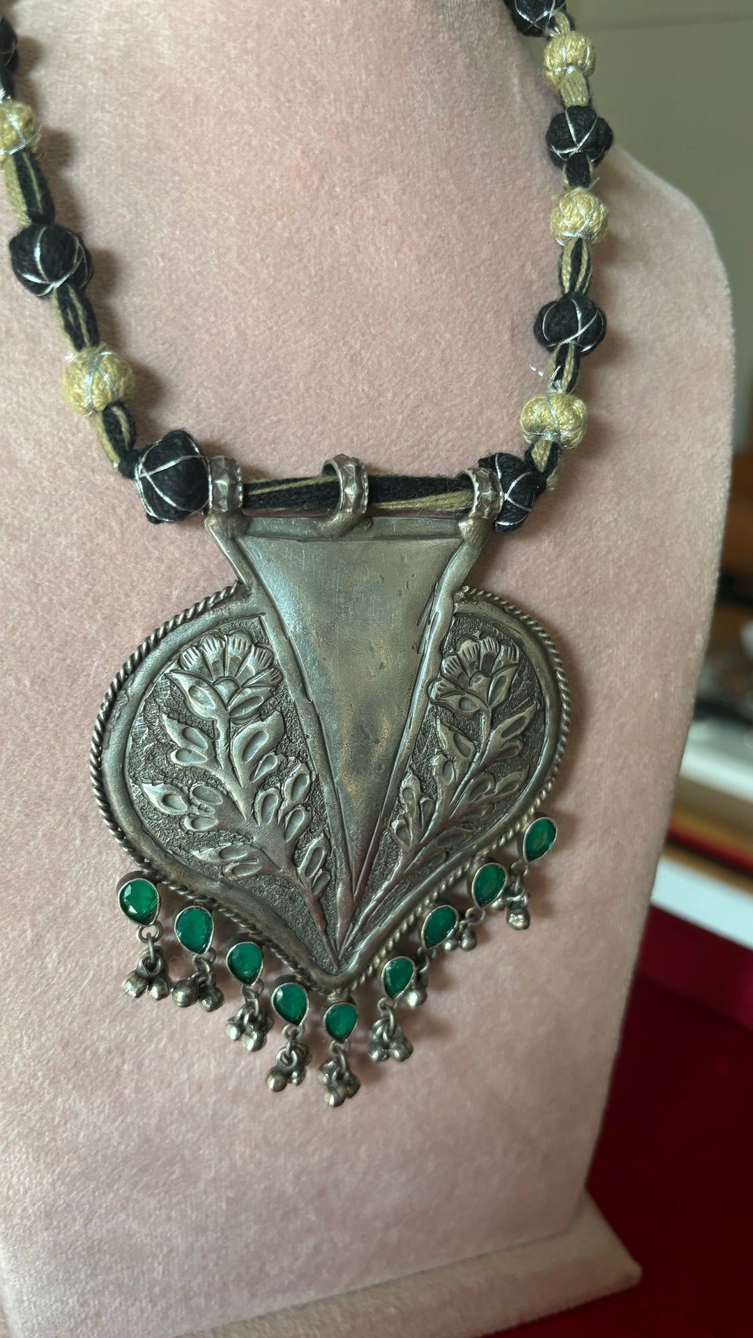 Statement Antique Pendant Necklace - A Timeless Masterpiece