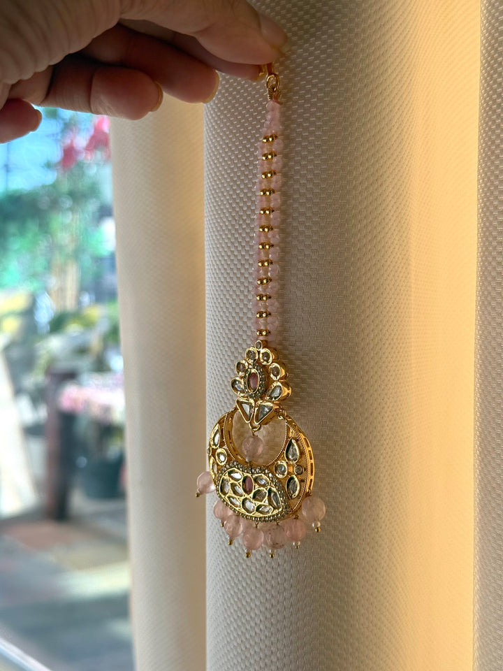 Gorgeous Pink Beads Kundan Maangtikka