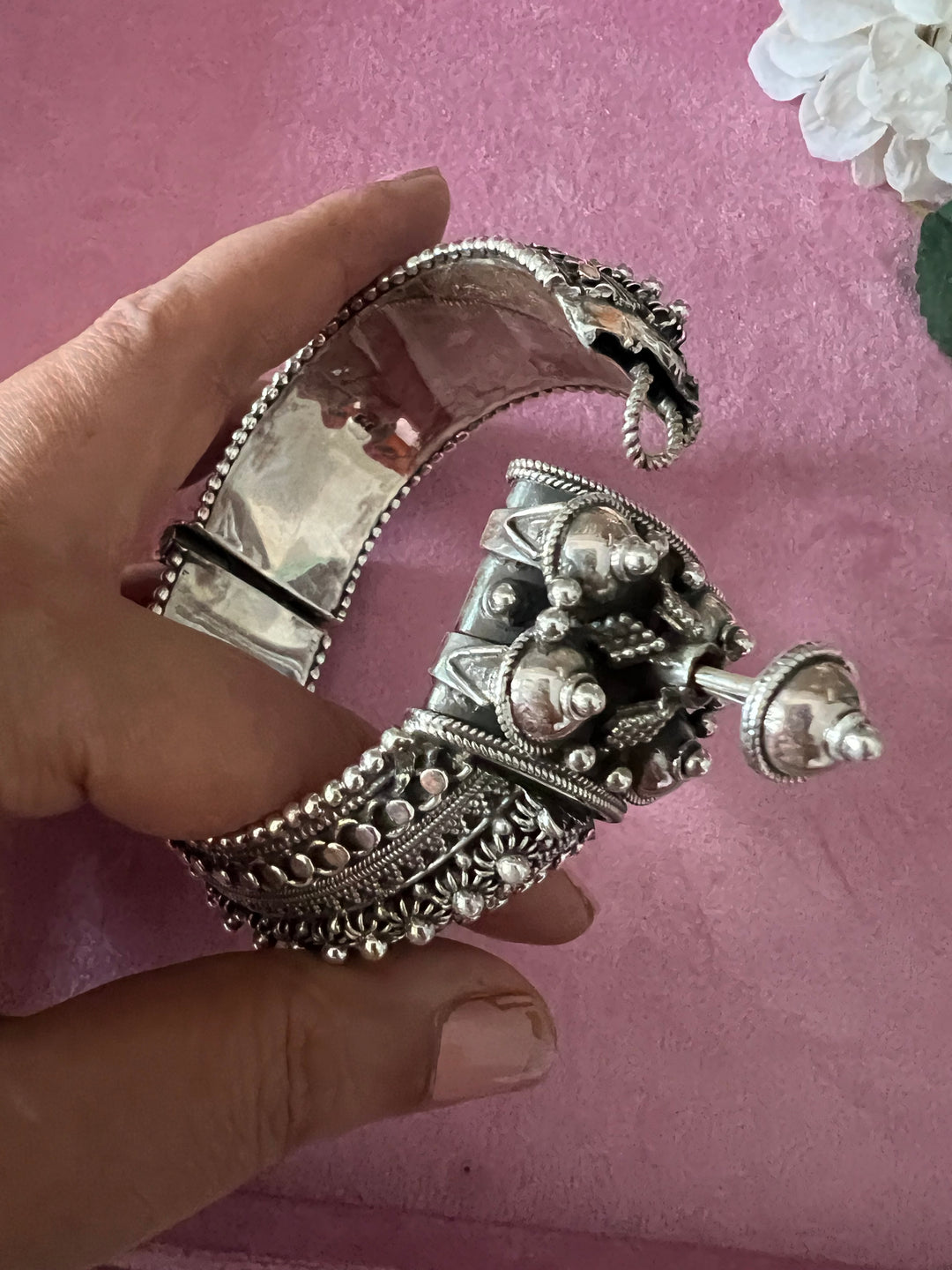 Tribal Bangle - Exquisite Sterling Silver Craftsmanship