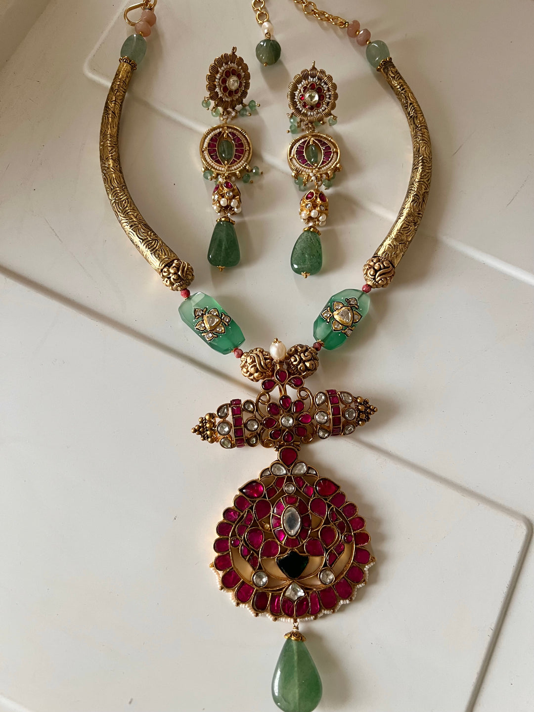 SHIVKA Jadau Antique Fusion Necklace Set | Kundan | Aventurine | Bridal Jewelry