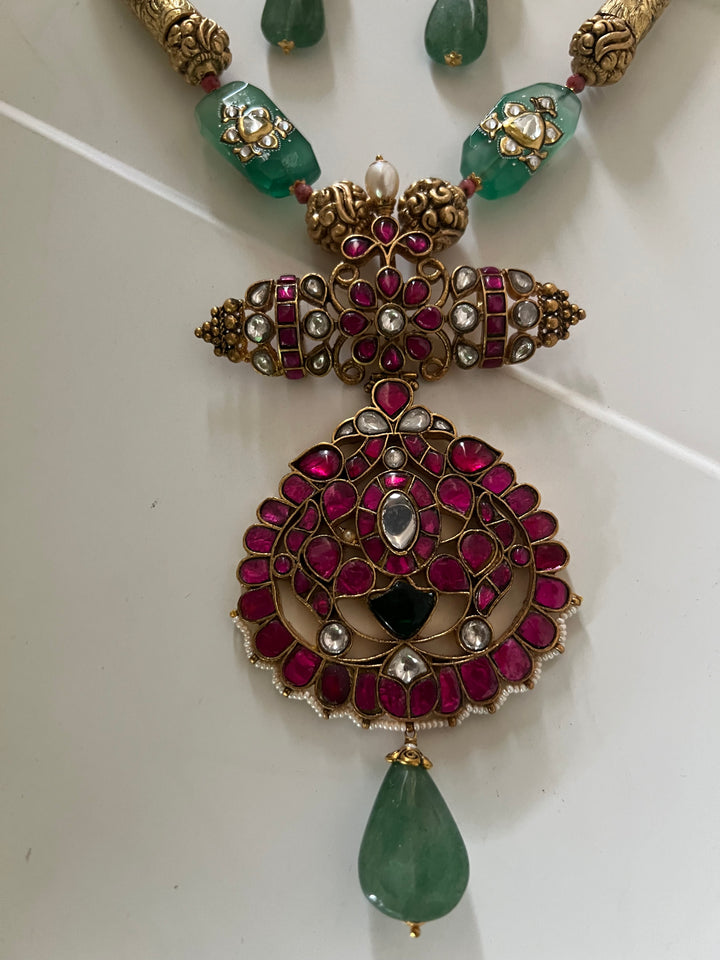 SHIVKA Jadau Antique Fusion Necklace Set | Kundan | Aventurine | Bridal Jewelry