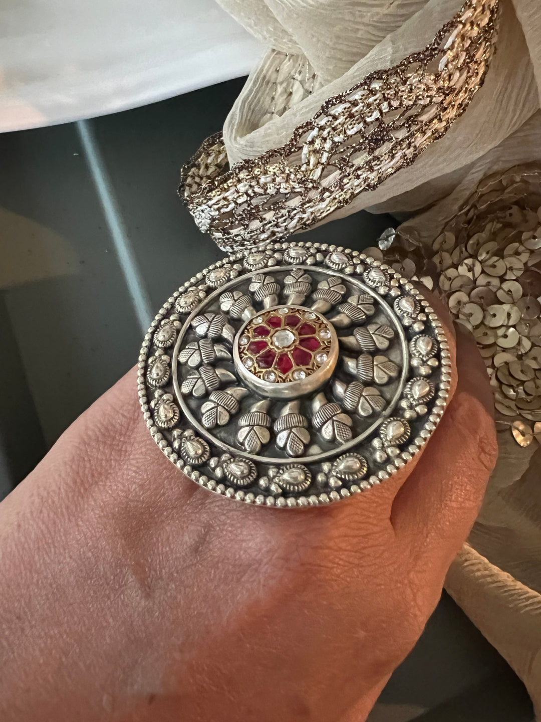 Kundan Silver Ring - A Touch of Timeless Beauty