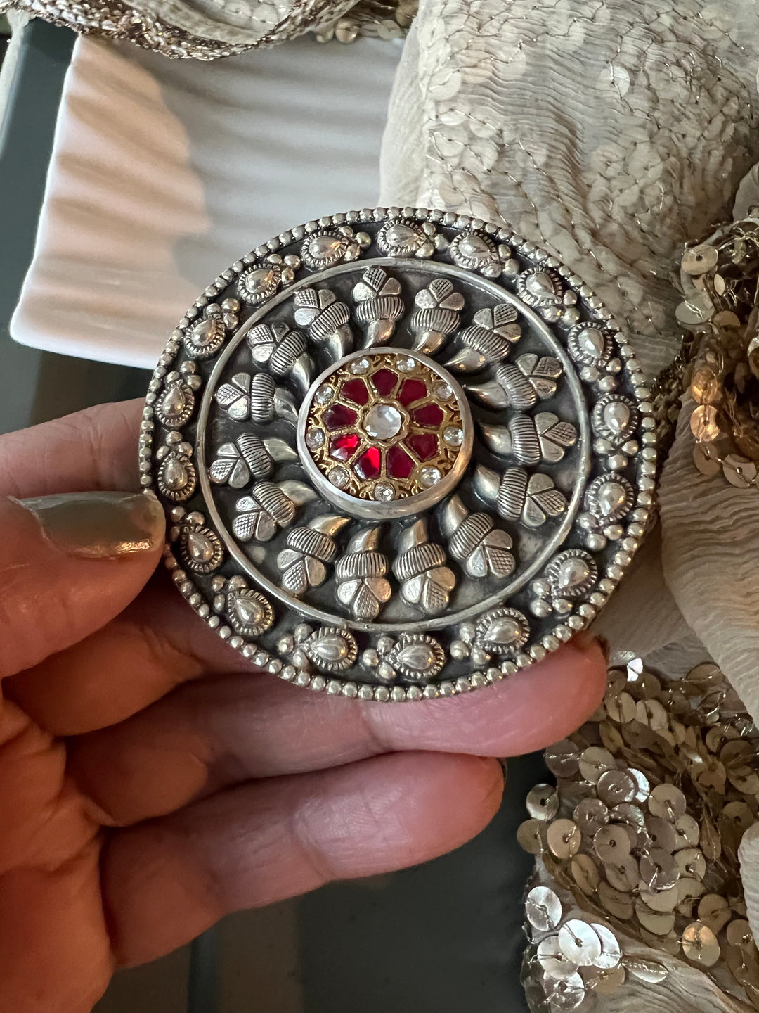 Kundan Silver Ring - A Touch of Timeless Beauty