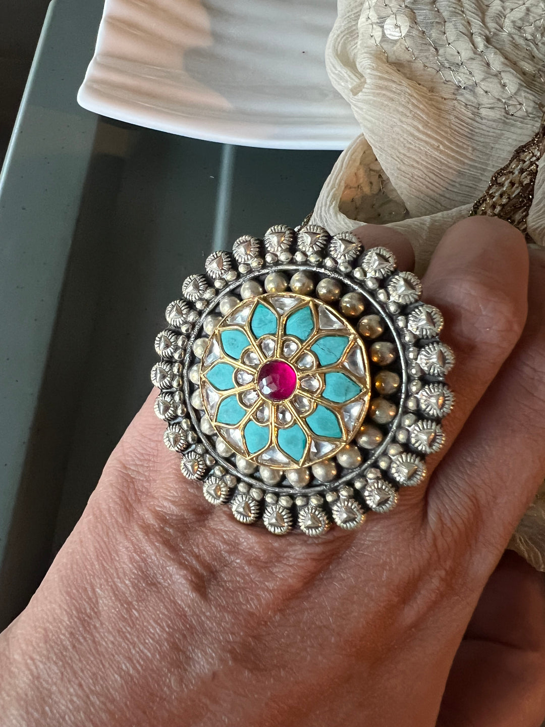 Kundan Silver Ring - A Touch of Timeless Beauty