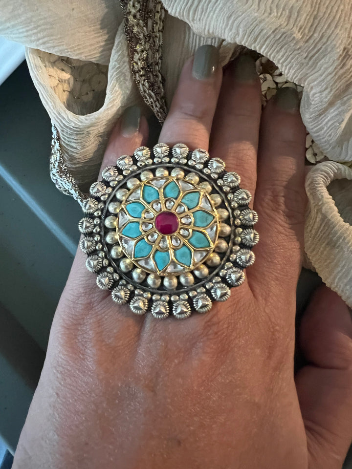 Kundan Silver Ring - A Touch of Timeless Beauty