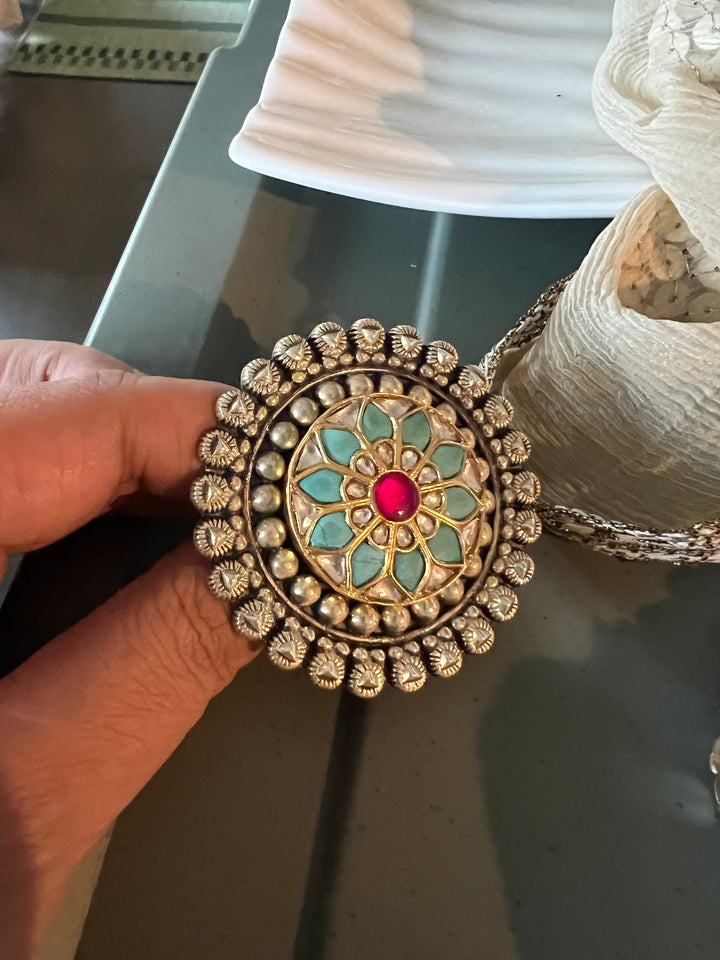 Kundan Silver Ring - A Touch of Timeless Beauty