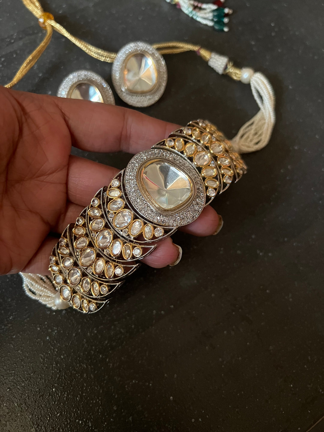 Scintillating Kundan Choker with Earrings