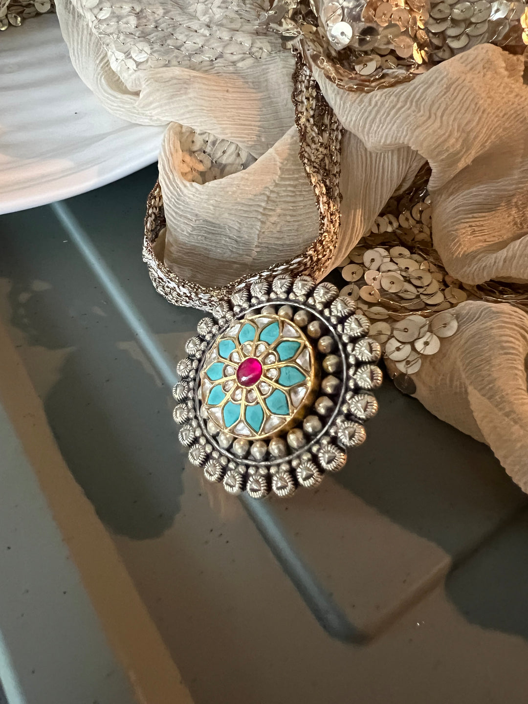 Kundan Silver Ring - A Touch of Timeless Beauty