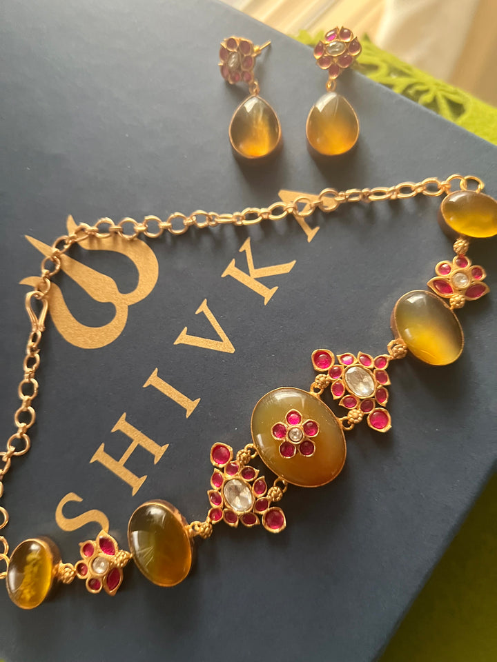 SHIVKA Citrine Kundan Choker Set | Antique Gold | Bridal Necklace