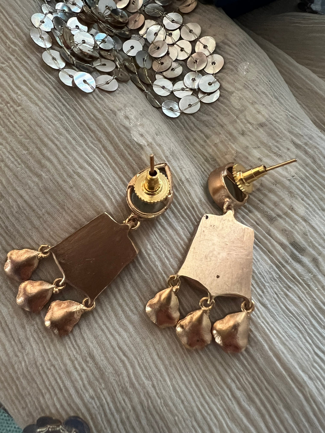 SHIVKA Natural Gemstone Kempu Necklace Set | Antique Gold Bridal Jewelry