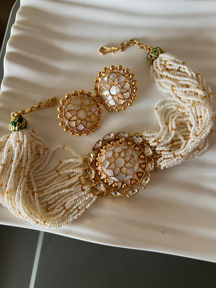 Elegant Mother of Pearl 925 Silver Choker Necklace Set - Unmatched Quality and Style