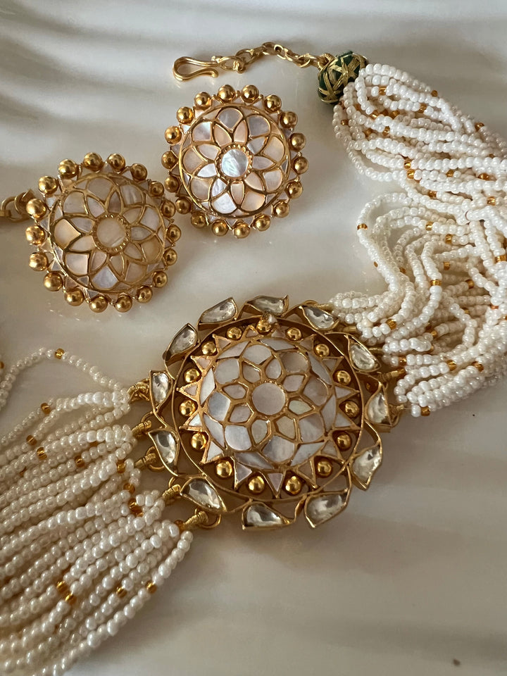 Elegant Mother of Pearl 925 Silver Choker Necklace Set - Unmatched Quality and Style