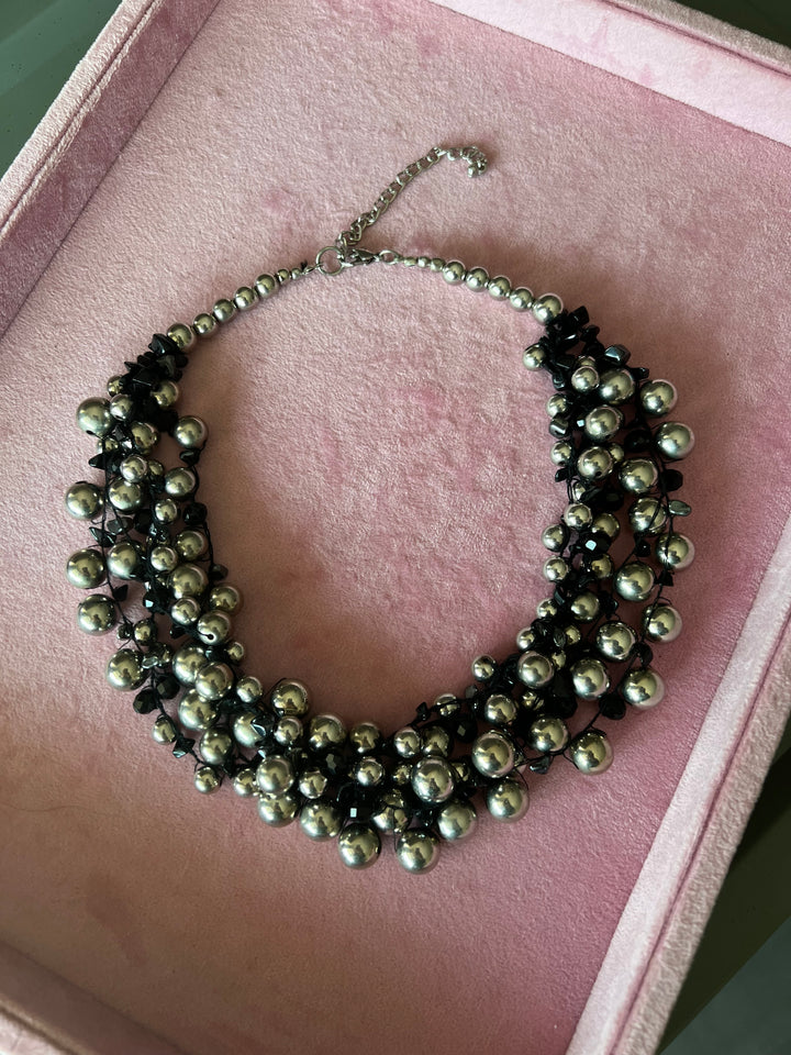 Classic Black and Silver Beads Necklace