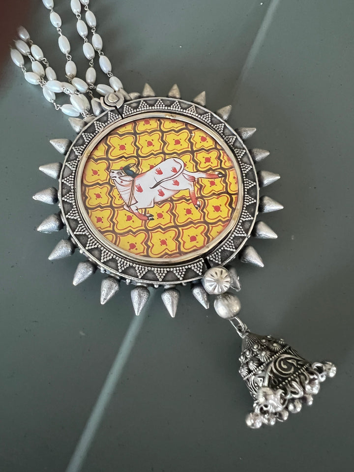 Antique Hand painted Pendant Necklace - Premium Quality Craftsmanship