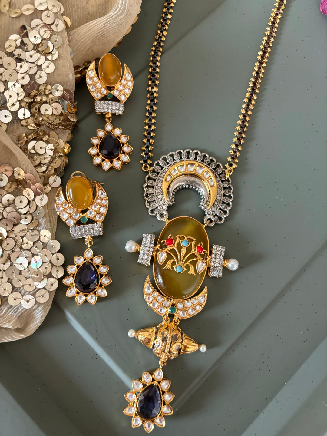 Exquisite Amrapali Fusion Pendant Necklace - Elevate Your Elegance