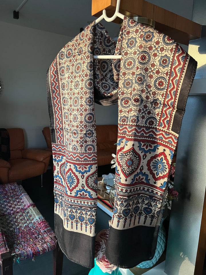 Shivka Designed Gajji Silk Stole