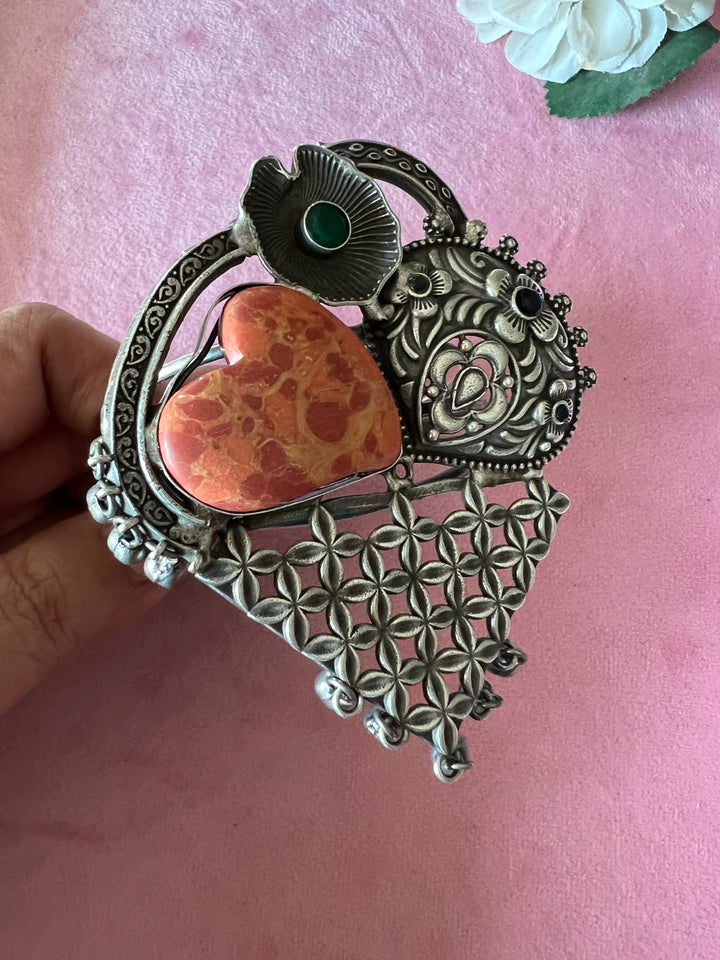 Elegant Fusion Handcuff - Premium Brass & Stone Craftsmanship