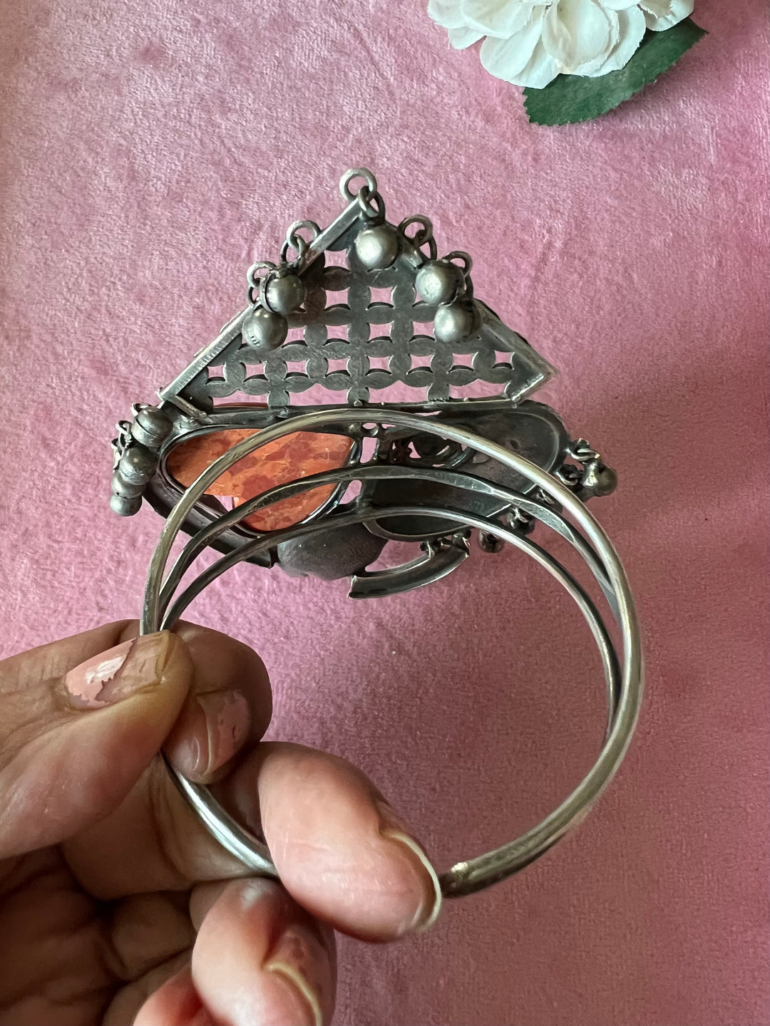 Elegant Fusion Handcuff - Premium Brass & Stone Craftsmanship